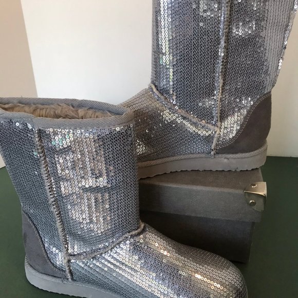 Sox Tab Sequin Booties - Picture 1 of 8